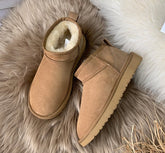 2022 Waterproof built-in plush mini boots
