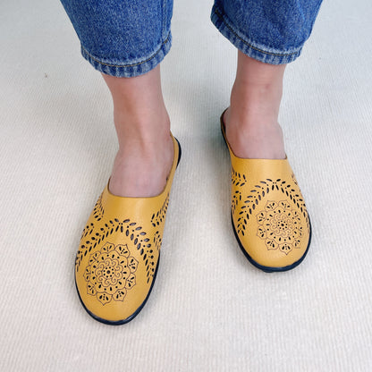 Xshoeey Casual All-match Hollow Slippers