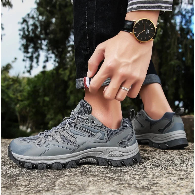 2022 New breathable sneakers