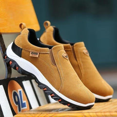 Men's Good arch support Outdoor Breathable Lightweight Walking Slip On Sneakers
