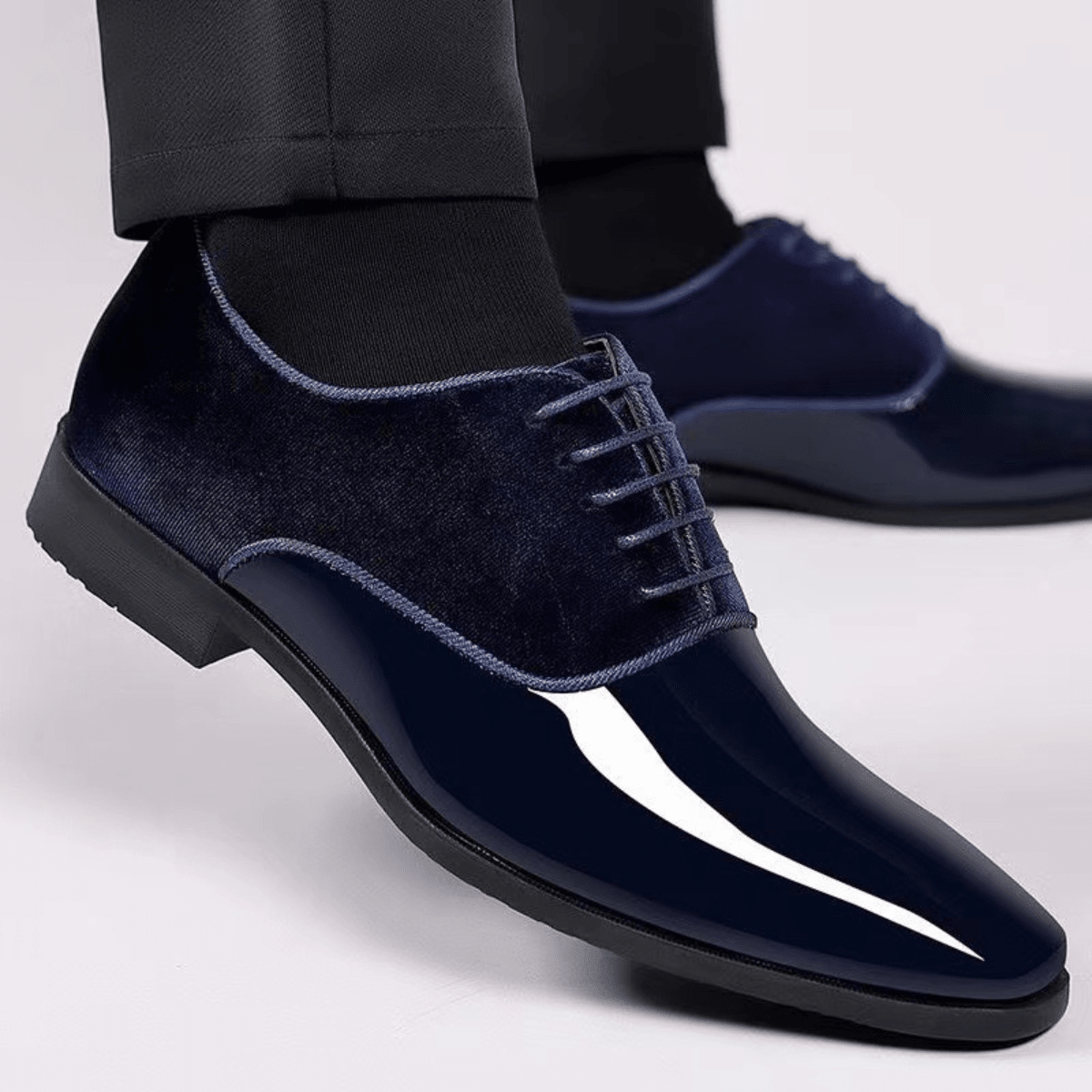Leonardo Velvet Oxford
